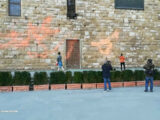 Imbrattano Palazzo Vecchio a Firenze, Nardella blocca attivisti