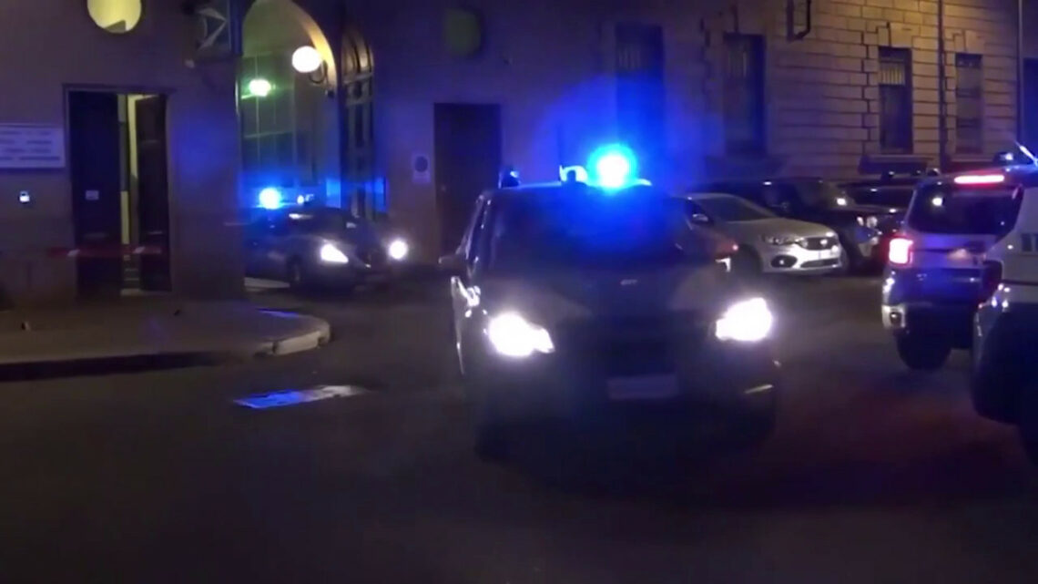 Droga, 11 arresti a Torino tra vertici rete spacciatori nigeriani Droga, 11 arresti a Torino tra vertici rete spacciatori nigeriani