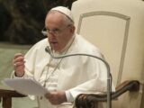 Papa “L’acqua va preservata, non sia motivo di guerre”
