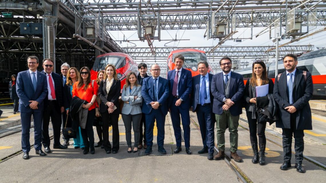Fs, parlamentari visitano impianto manutenzione Napoli e museo Pietrarsa Fs, parlamentari visitano impianto manutenzione Napoli e museo Pietrarsa