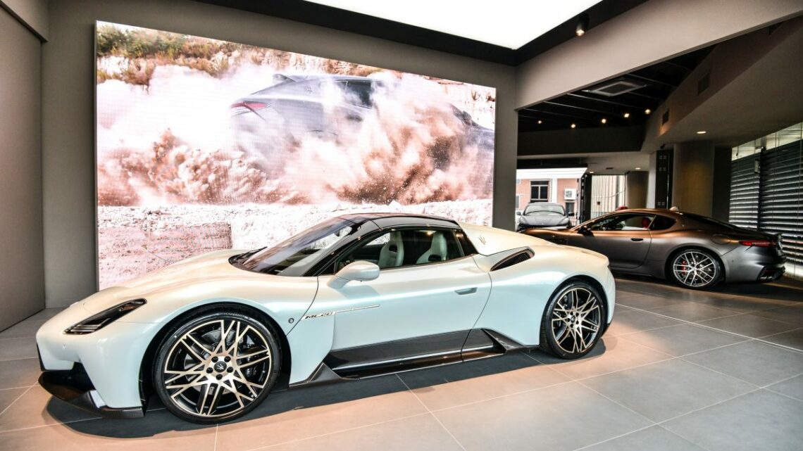 Maserati inaugura il nuovo concept store a Torino Maserati inaugura il nuovo concept store a Torino