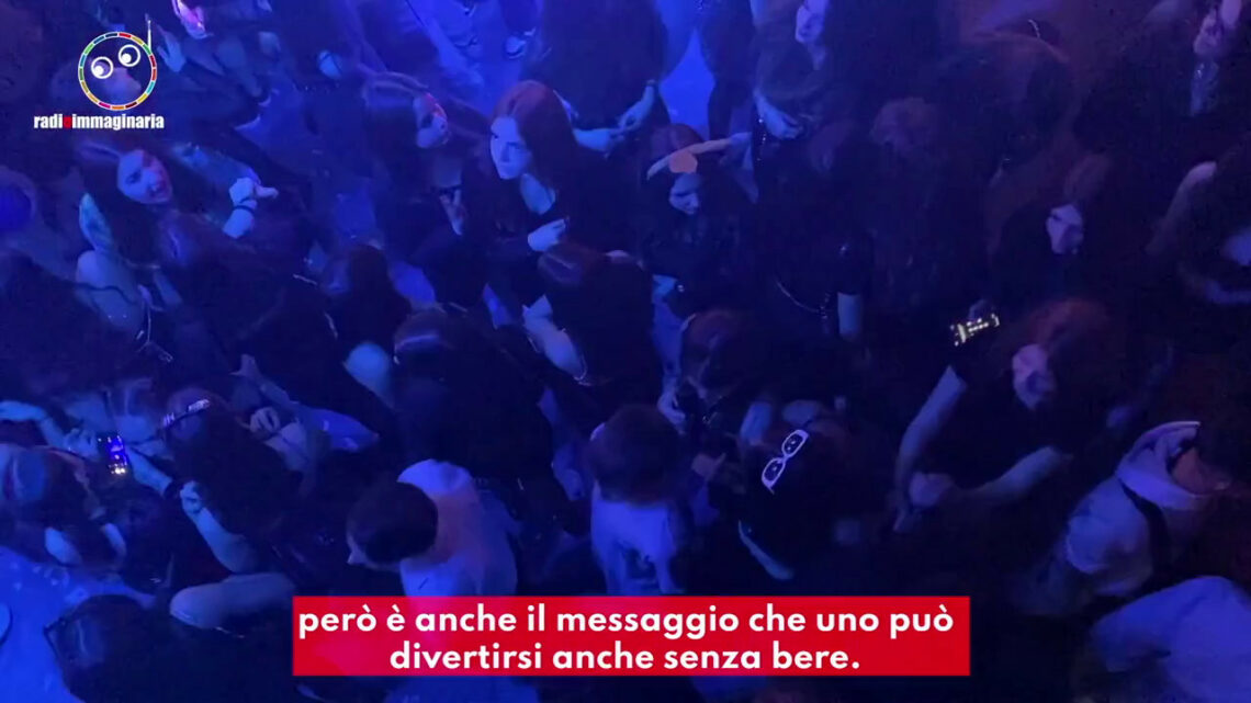 In discoteca senza alcol, la nuova moda In discoteca senza alcol, la nuova moda
