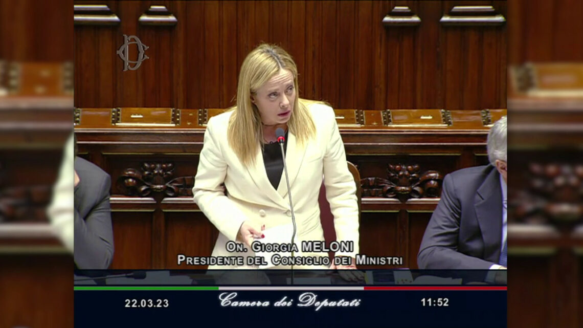 Migranti, Meloni “Una calunnia dire che lasciamo morire i bambini” Migranti, Meloni “Una calunnia dire che lasciamo morire i bambini”