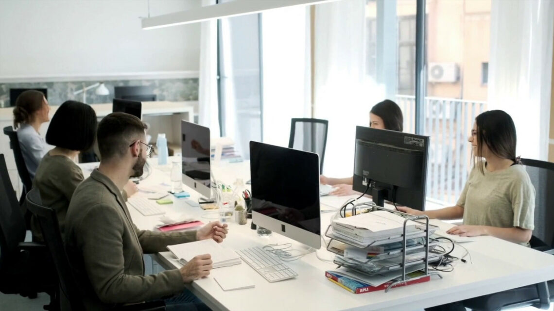 Telpress, la rassegna stampa sui banchi della 24Ore Business School Telpress, la rassegna stampa sui banchi della 24Ore Business School