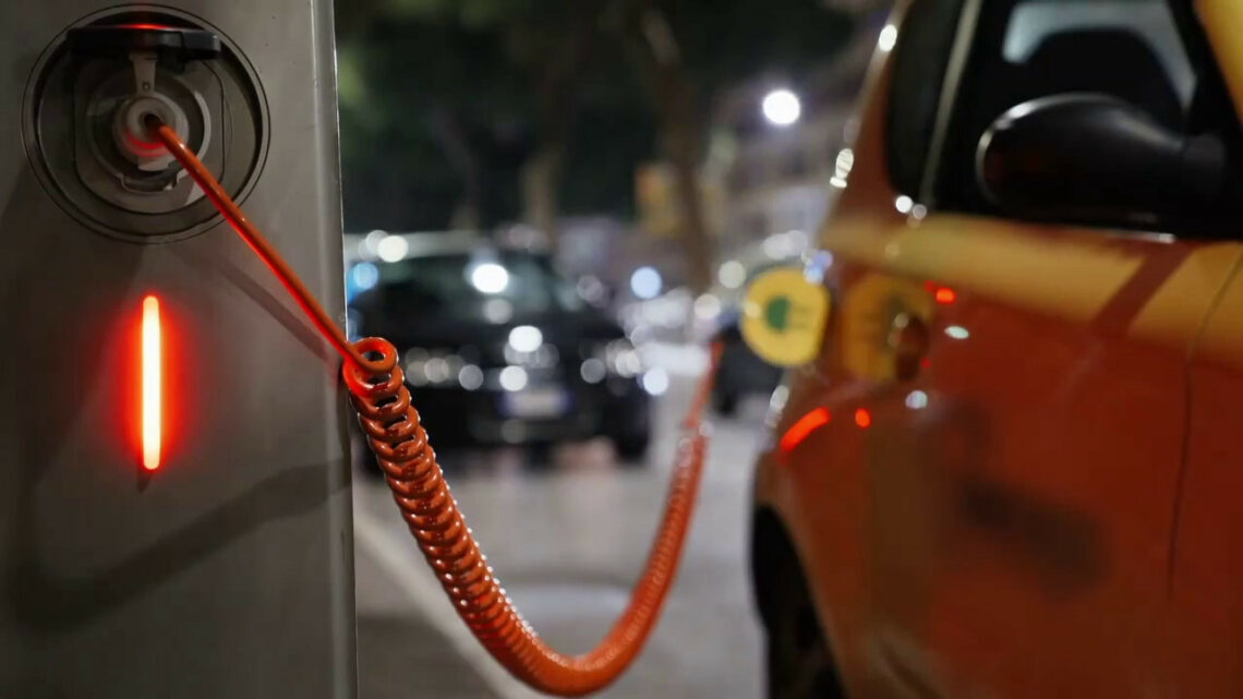 Una seconda vita per le batterie delle auto elettriche Una seconda vita per le batterie delle auto elettriche