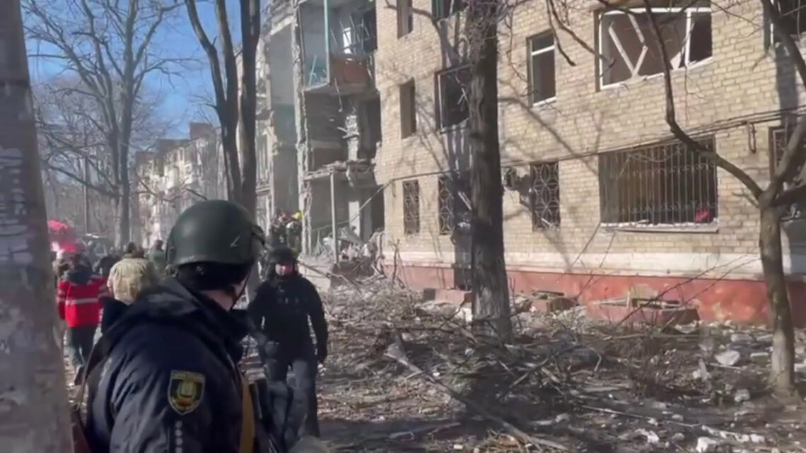 Ucraina, missile russo colpisce il centro di Kramatorsk Ucraina, missile russo colpisce il centro di Kramatorsk