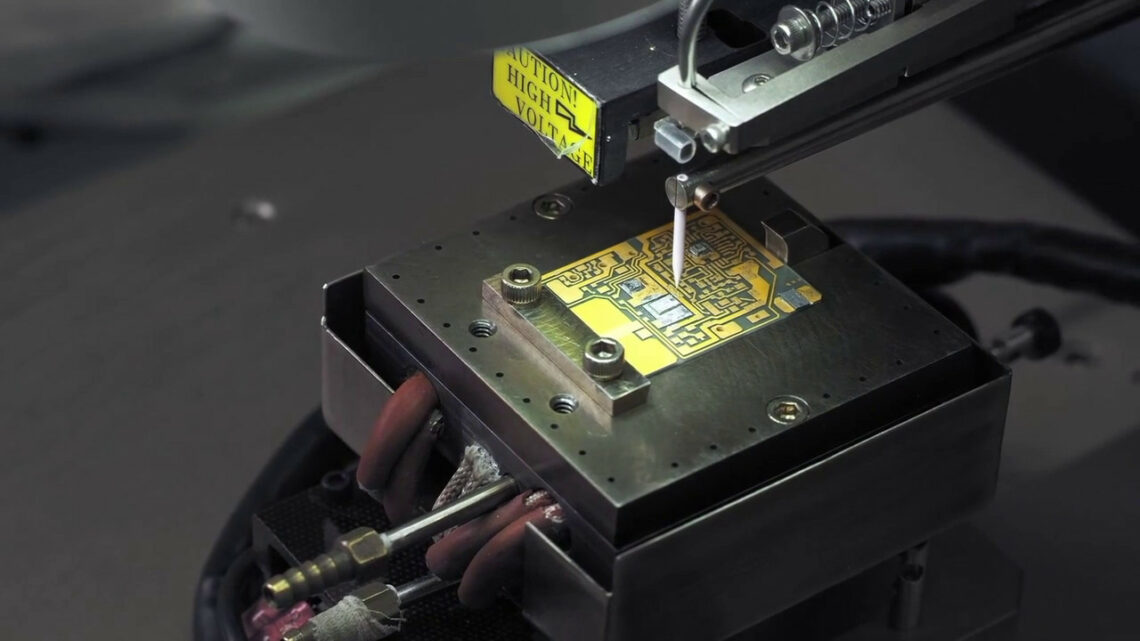 Microchip e semiconduttori, la battaglia che cambierà l’auto Microchip e semiconduttori, la battaglia che cambierà l’auto