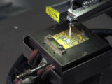 Microchip e semiconduttori, la battaglia che cambierà l’auto