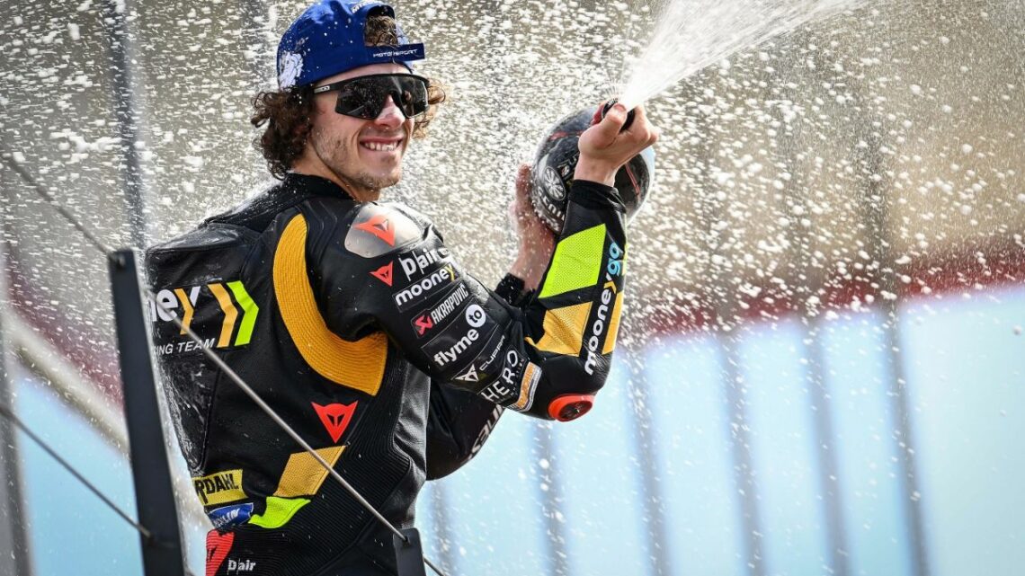 Bezzecchi vince in Argentina e guida Mondiale, tripletta Ducati Bezzecchi vince in Argentina e guida Mondiale, tripletta Ducati