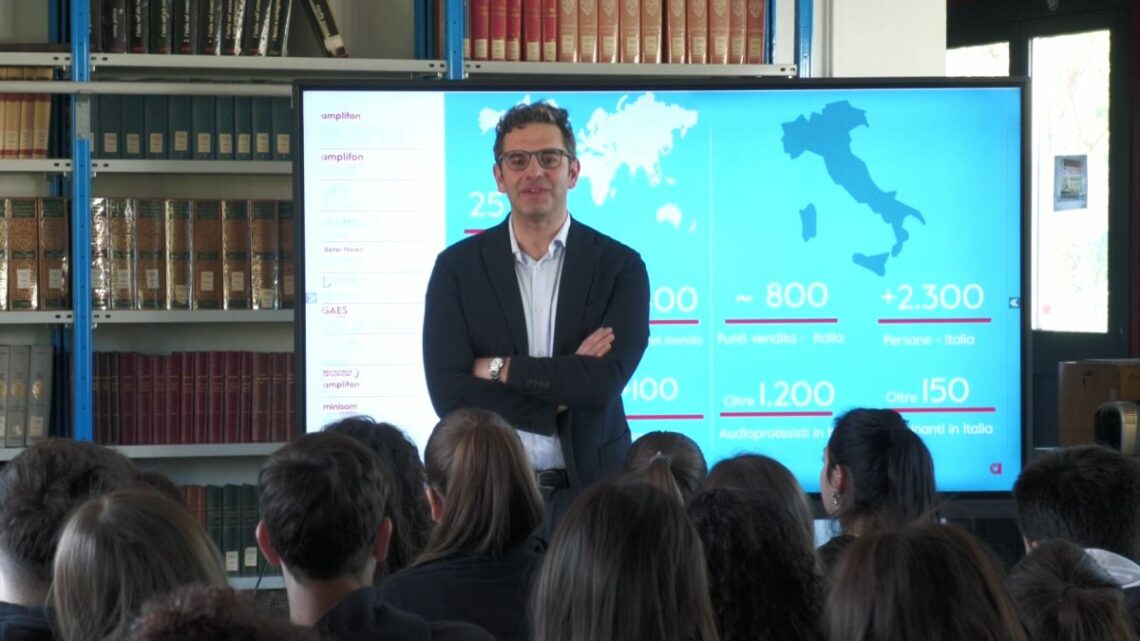 Amplifon Italia, fa tappa a Modena il roadshow per i giovani Amplifon Italia, fa tappa a Modena il roadshow per i giovani