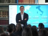 Amplifon Italia, fa tappa a Modena il roadshow per i giovani