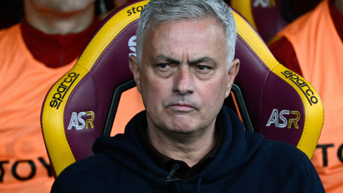 Mourinho “Non siamo i più forti ma possiamo vincere” Mourinho “Non siamo i più forti ma possiamo vincere”