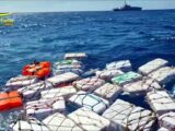 Catania,ritrovate e sequestrate 2 tonnellate di cocaina in mare aperto