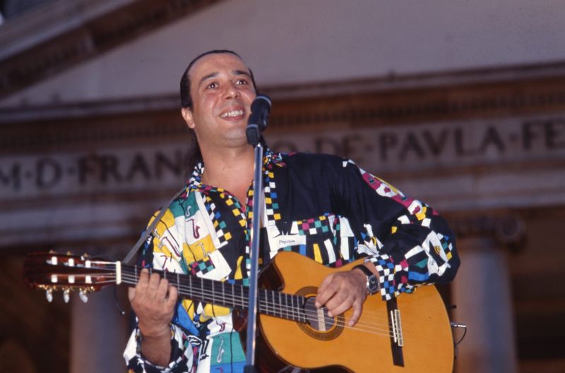 E’ morto il cantautore Federico Salvatore E’ morto il cantautore Federico Salvatore
