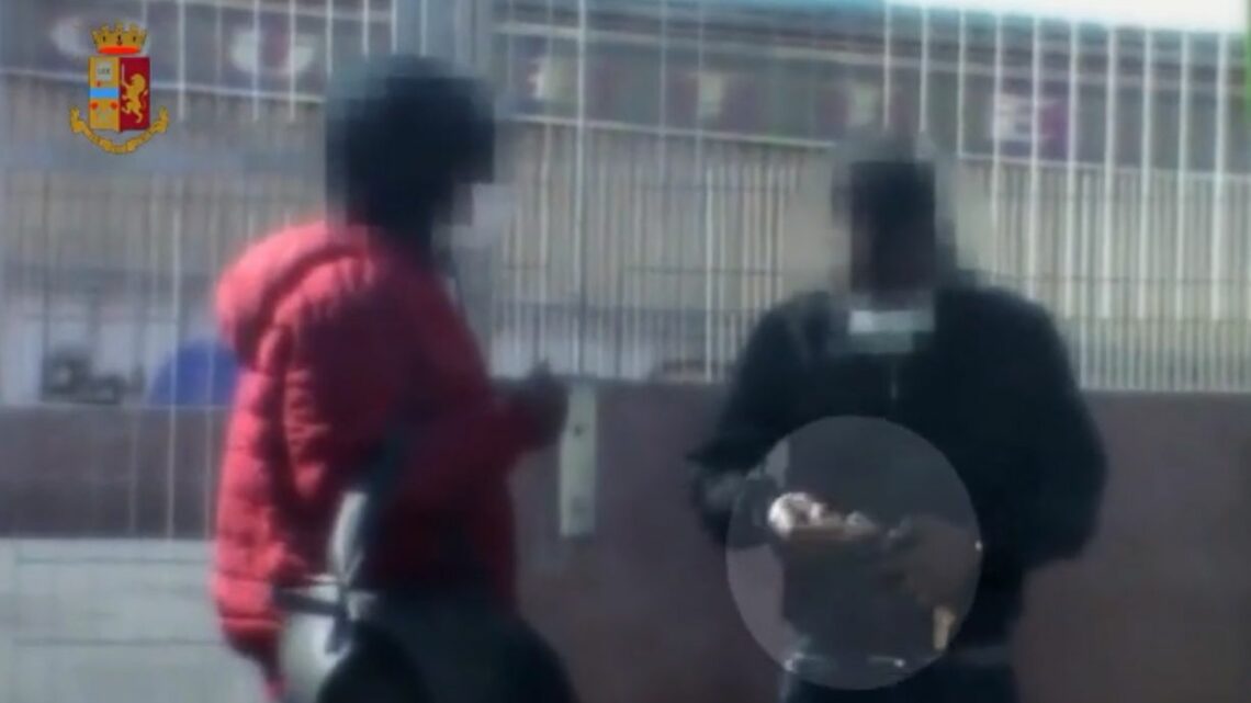 Smantellato traffico di migranti, 25 fermi in tutta Italia Smantellato traffico di migranti, 25 fermi in tutta Italia