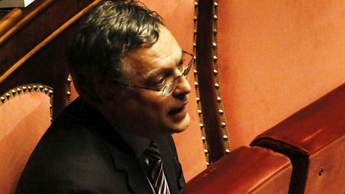 E’ morto il senatore di Fratelli d’Italia Andrea Augello E’ morto il senatore di Fratelli d’Italia Andrea Augello