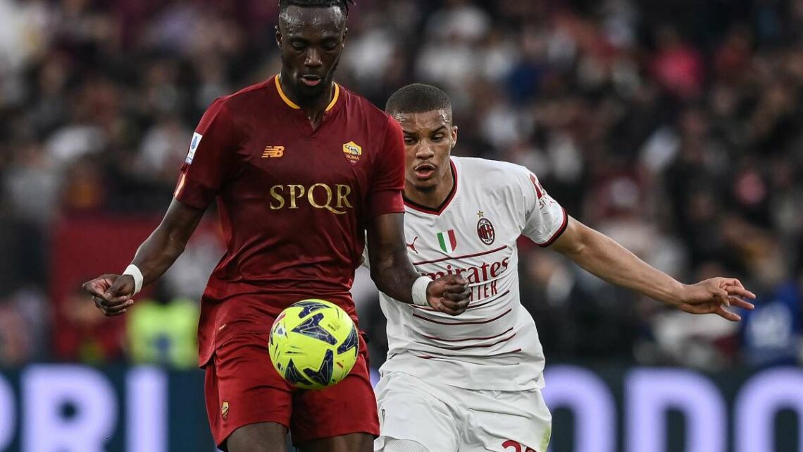 Roma-Milan 1-1, Abraham e Saelemaekers in gol nel recupero Roma-Milan 1-1, Abraham e Saelemaekers in gol nel recupero