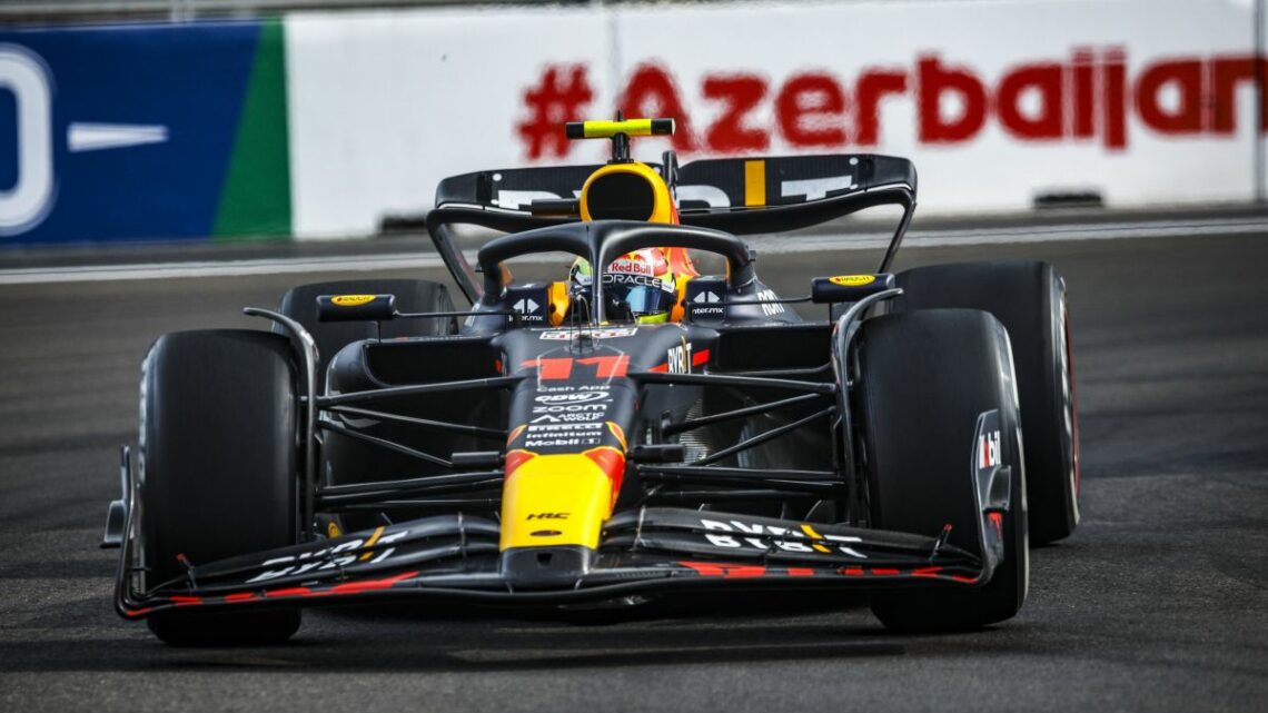 Perez vince a Baku davanti a Verstappen, Leclerc sul podio Perez vince a Baku davanti a Verstappen, Leclerc sul podio