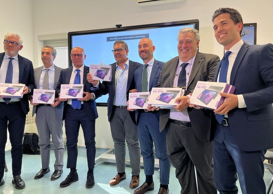 Sanità digitale: Liguria prima regione a dotarsi dell’App mi@Salute dedicata alla storia clinica dei cittadini Sanità digitale: Liguria prima regione a dotarsi dell’App mi@Salute dedicata alla storia clinica dei cittadini