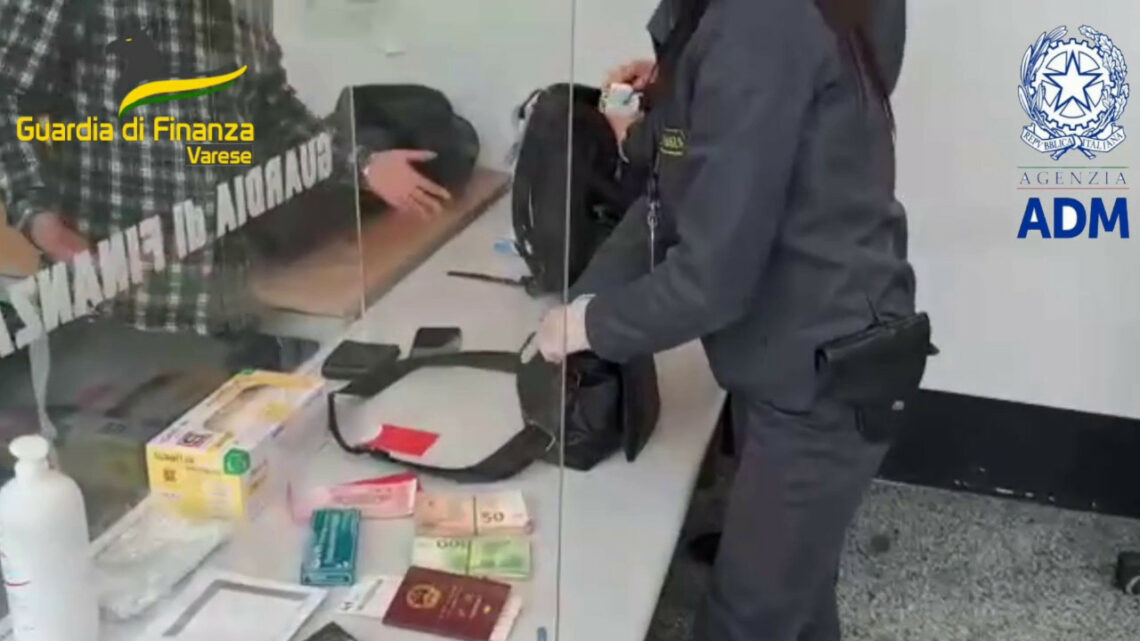 Aeroporto Malpensa, sequestrati 200 mila euro su volo dall’Indonesia Aeroporto Malpensa, sequestrati 200 mila euro su volo dall’Indonesia