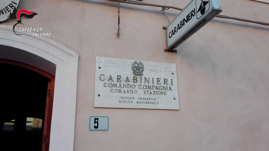 Rapinano supermarket nel palermitano, due arresti Rapinano supermarket nel palermitano, due arresti