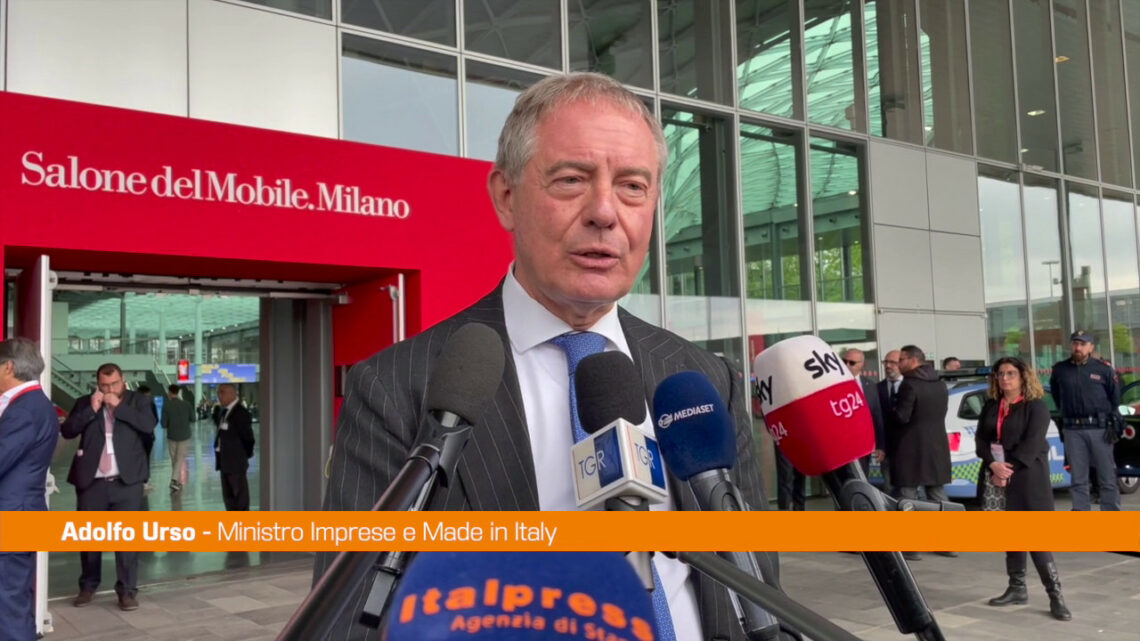Urso “Governo impegnato per aumento salari con il taglio del cuneo” Urso “Governo impegnato per aumento salari con il taglio del cuneo”