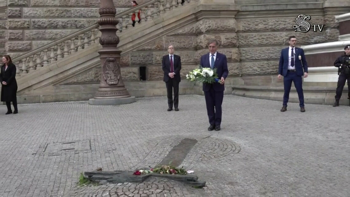 Praga, l’omaggio di La Russa a Jan Palach