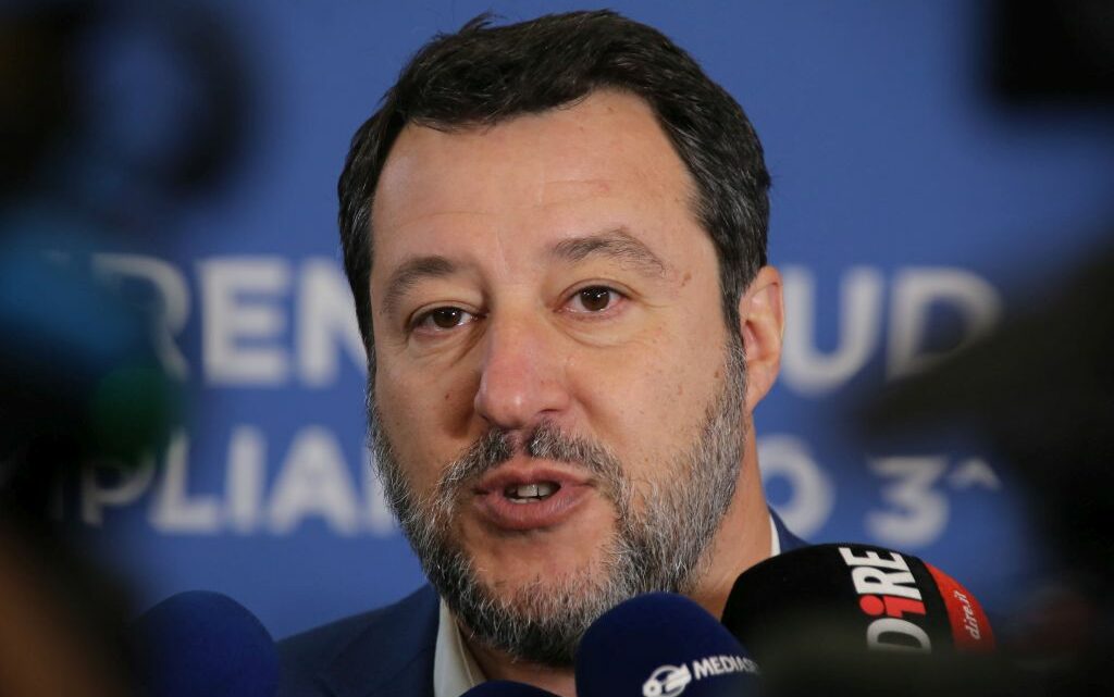 Lavoro, Salvini “Strada giusta e Lega protagonista” Lavoro, Salvini “Strada giusta e Lega protagonista”