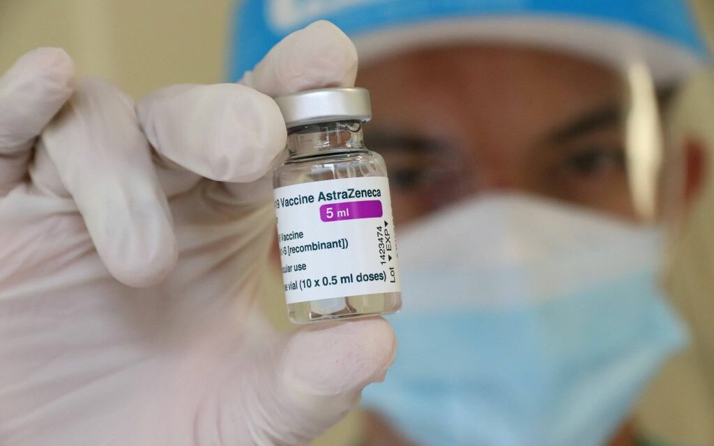 Covid, in diminuzione l’incidenza. Stabile l’occupazione ospedaliera Covid, in diminuzione l’incidenza. Stabile l’occupazione ospedaliera
