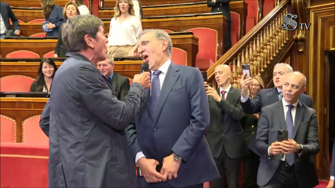 75 anni Senato, La Russa canta l’Inno con Morandi alle prove 75 anni Senato, La Russa canta l’Inno con Morandi alle prove