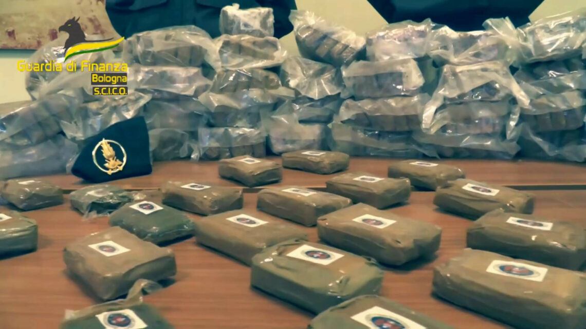 ‘Ndrangheta, 41 arresti in sette regioni ‘Ndrangheta, 41 arresti in sette regioni