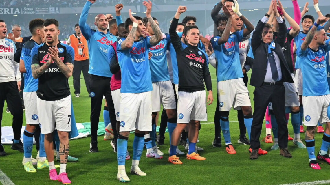 Il Pallone racconta – Napoli festa, Juve seconda Il Pallone racconta – Napoli festa, Juve seconda