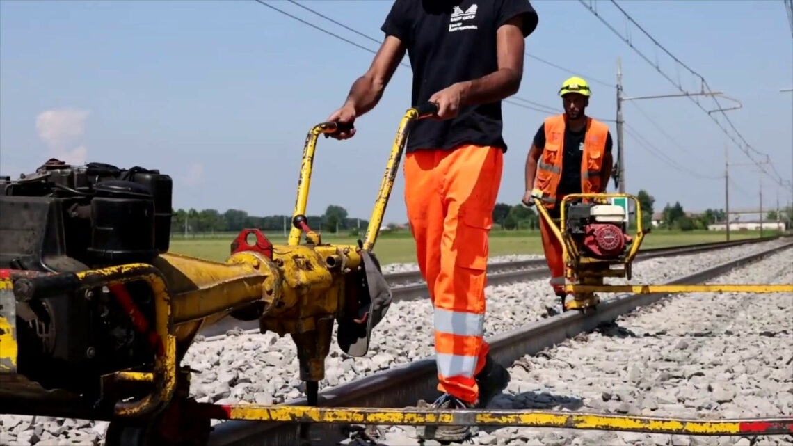 Maltempo, la linea ferroviaria Bologna-Rimini verso la riapertura Maltempo, la linea ferroviaria Bologna-Rimini verso la riapertura