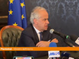 Migranti, Piantedosi “Al lavoro per decongestionamento di Lampedusa”