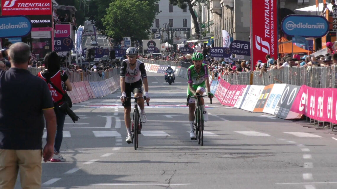 Al Giro d’Italia Hipro premia la combattività Al Giro d’Italia Hipro premia la combattività
