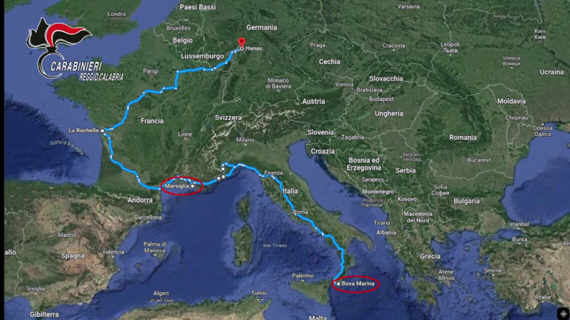 Favorivano il traffico di migranti, 4 arresti in Francia e Germania Favorivano il traffico di migranti, 4 arresti in Francia e Germania