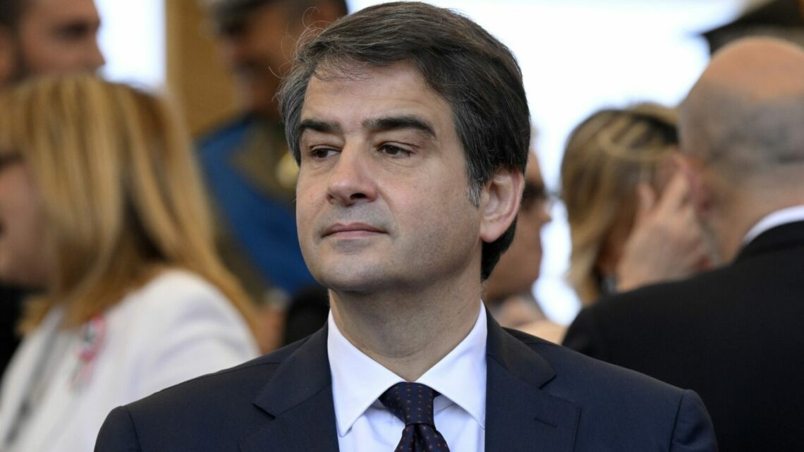 Fitto “Risolta la questione, perfetta collaborazione con Ue sul Pnrr” Fitto “Risolta la questione, perfetta collaborazione con Ue sul Pnrr”