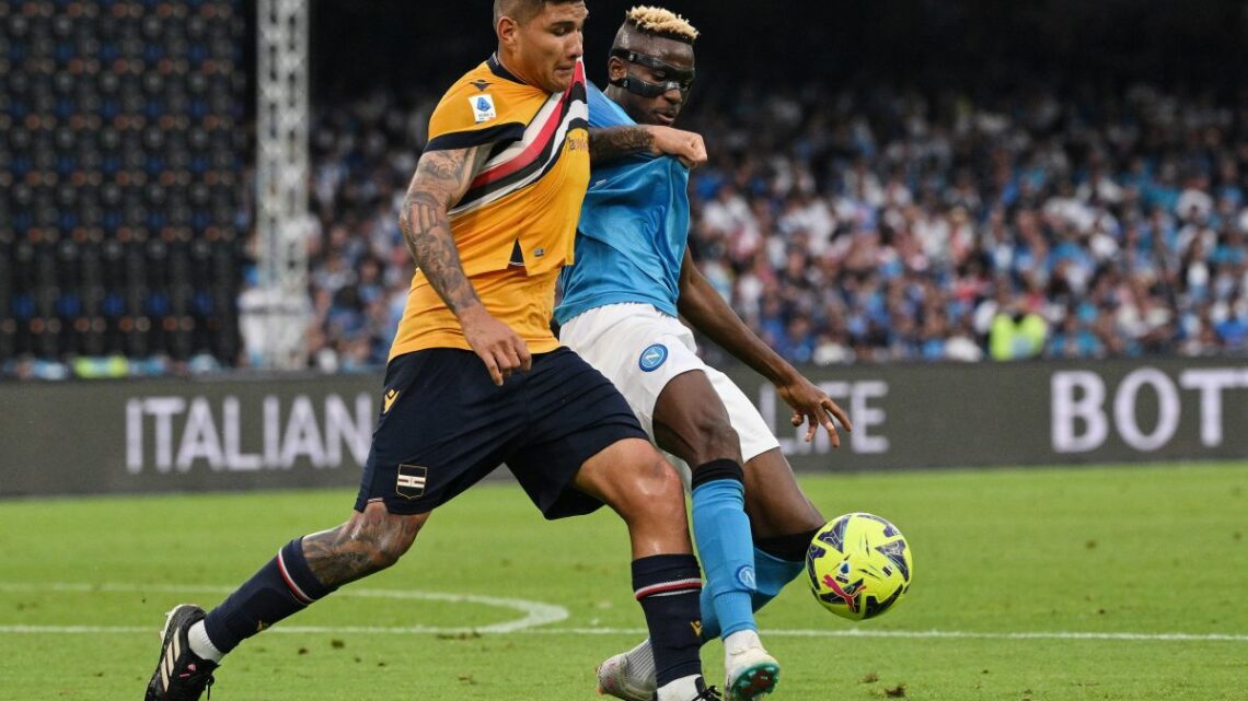 Il Napoli chiude battendo la Samp, omaggio a Quagliarella Il Napoli chiude battendo la Samp, omaggio a Quagliarella