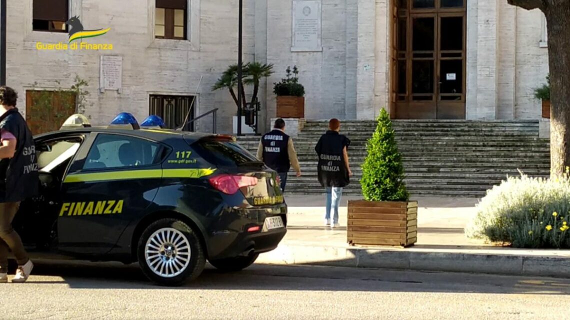 Appalti, droga e fondi del Pnrr, 4 arresti a Pescara Appalti, droga e fondi del Pnrr, 4 arresti a Pescara