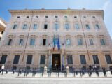 Bandiere a mezz’asta in Senato per Berlusconi