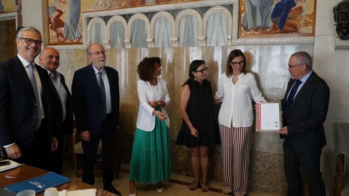 Acquedotto Pugliese ottiene la certificazione per la parità di genere Acquedotto Pugliese ottiene la certificazione per la parità di genere