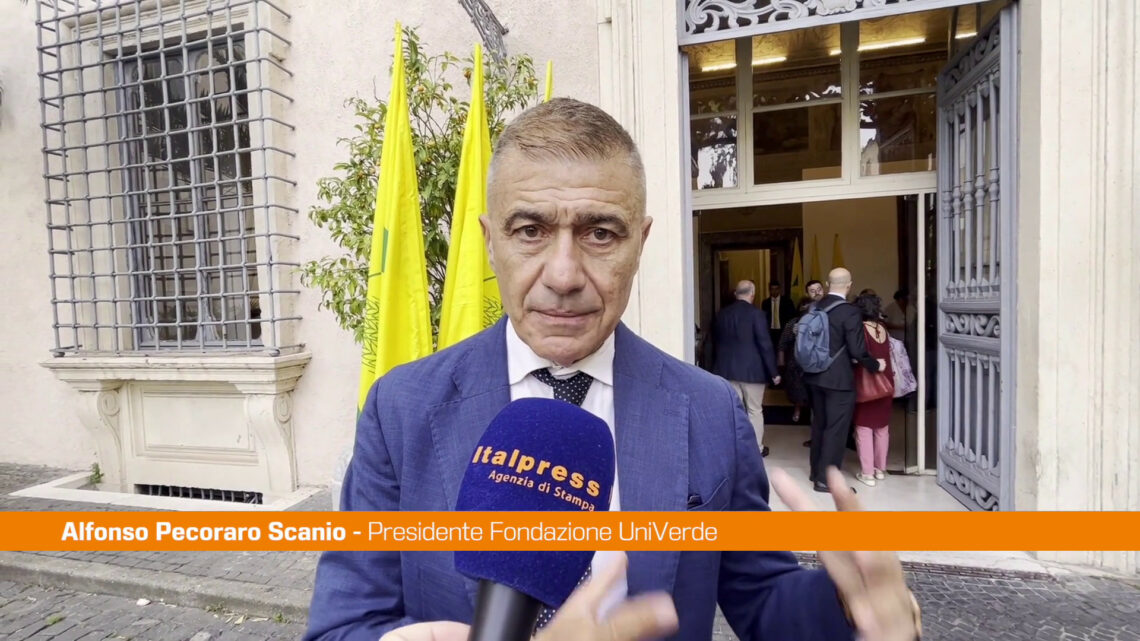 Pecoraro Scanio “L’acqua c’è, va evitato lo spreco” Pecoraro Scanio “L’acqua c’è, va evitato lo spreco”