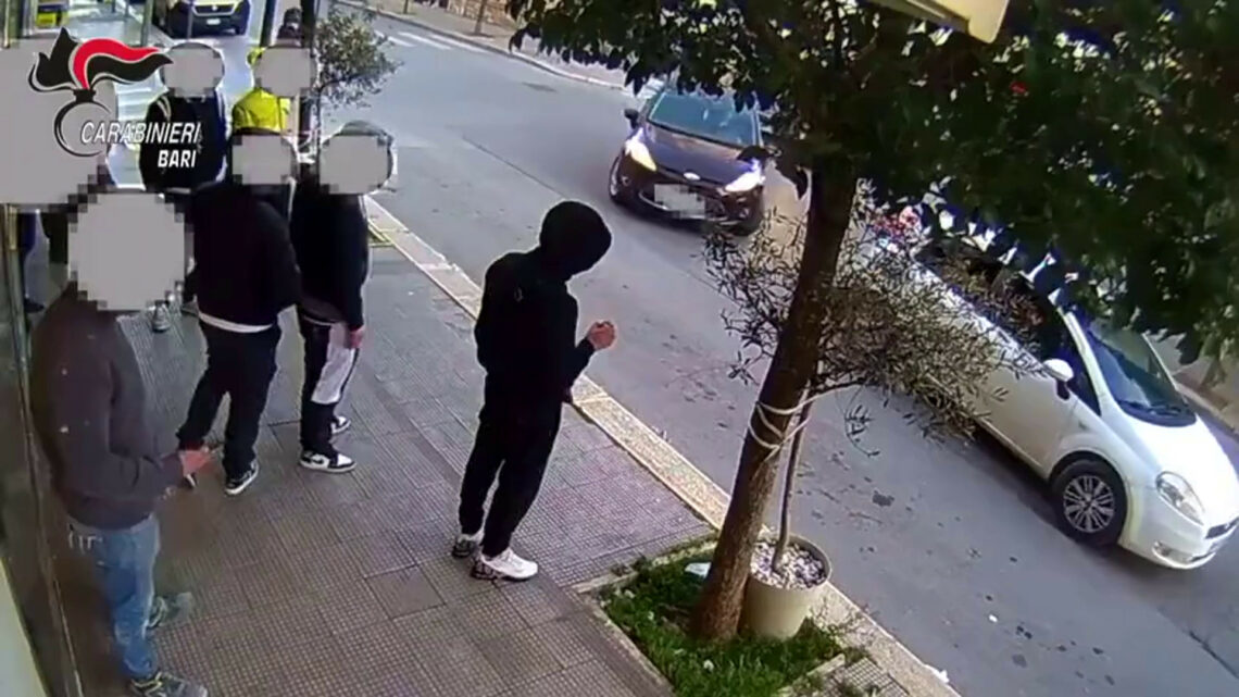 Smantellato clan mafioso Annoscia in Puglia, 27 arresti Smantellato clan mafioso Annoscia in Puglia, 27 arresti
