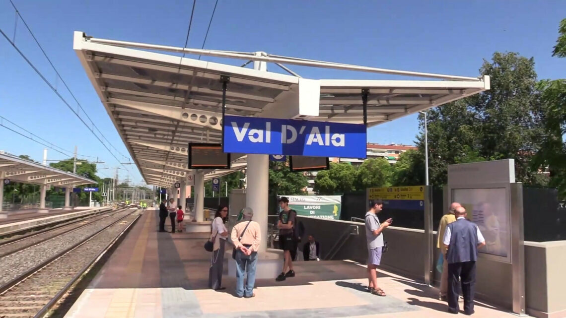 Riapre a Roma la stazione di Val D’Ala, era chiusa da dieci anni Riapre a Roma la stazione di Val D’Ala, era chiusa da dieci anni