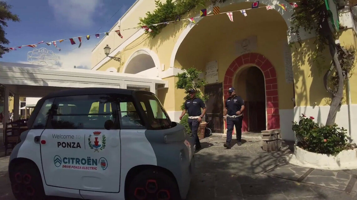 Citroën porta la mobilità elettrica a Ponza Citroën porta la mobilità elettrica a Ponza