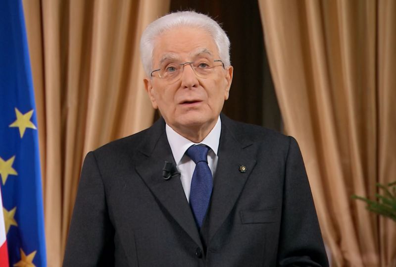 Mattarella convoca il 13 luglio il Consiglio Supremo della Difesa Mattarella convoca il 13 luglio il Consiglio Supremo della Difesa