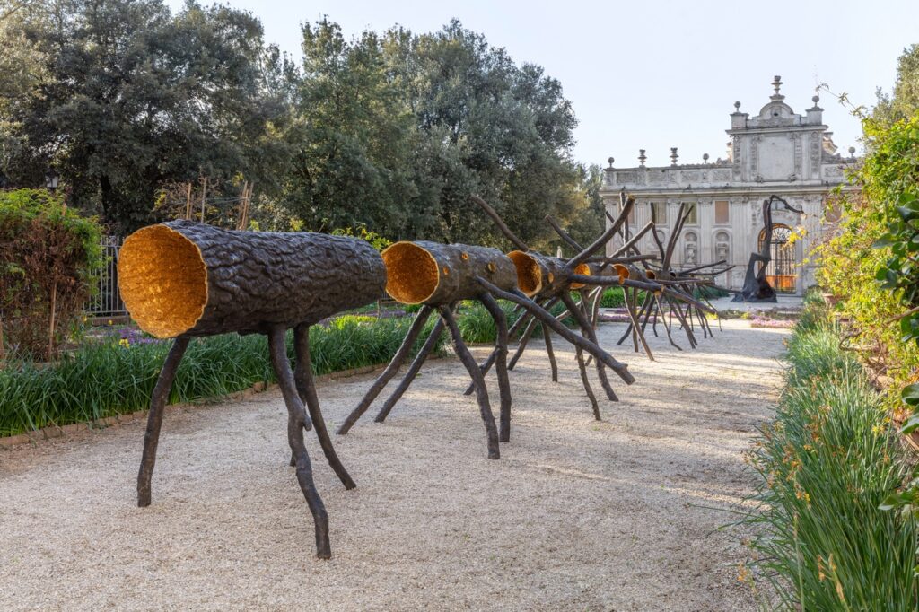 Giuseppe Penone. Gesti universali, Installation view, Giardino della meridiana, Galleria Borghese, Roma - ph. S. Pellion © Galleria Borghese.