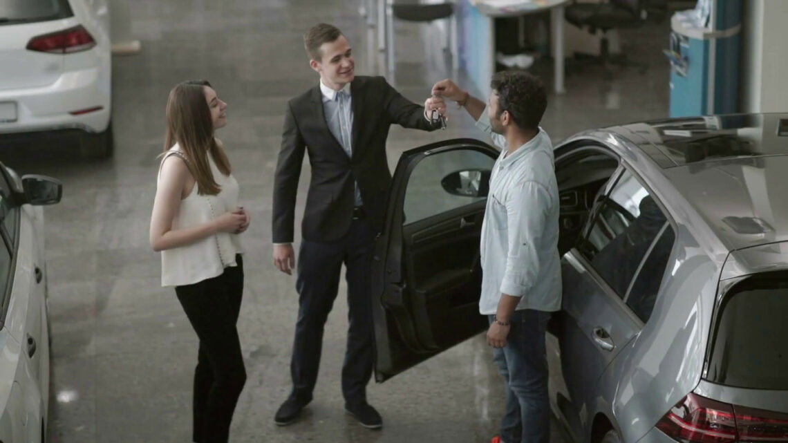 Cresce ancora il mercato di auto nuove in Europa Cresce ancora il mercato di auto nuove in Europa