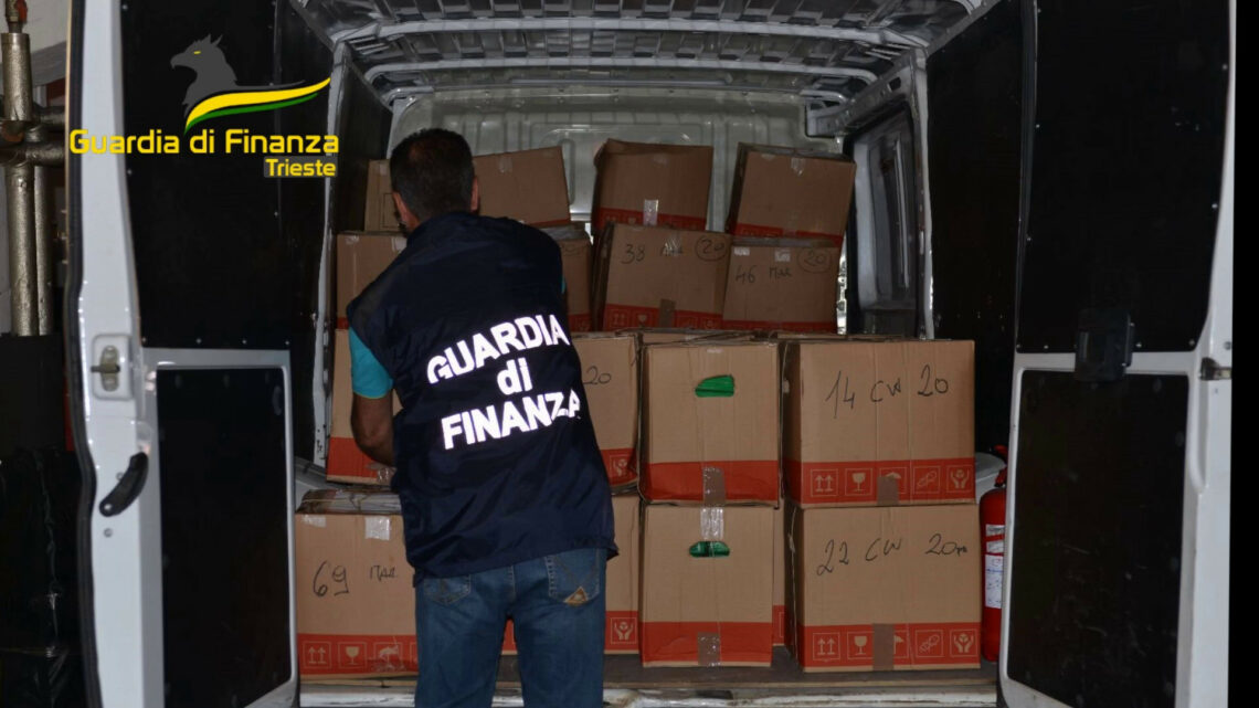 Maxi sequestro di droga, così la Finanza distrugge la cocaina Maxi sequestro di droga, così la Finanza distrugge la cocaina