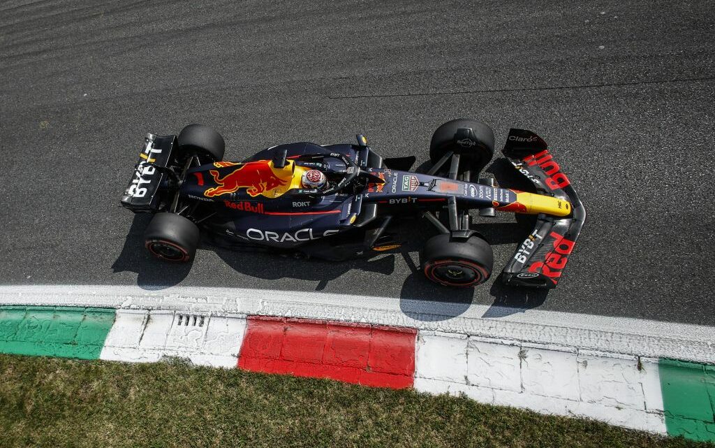 Verstappen vince a Monza 10a di fila, sul podio Perez e Sainz Verstappen vince a Monza 10a di fila, sul podio Perez e Sainz